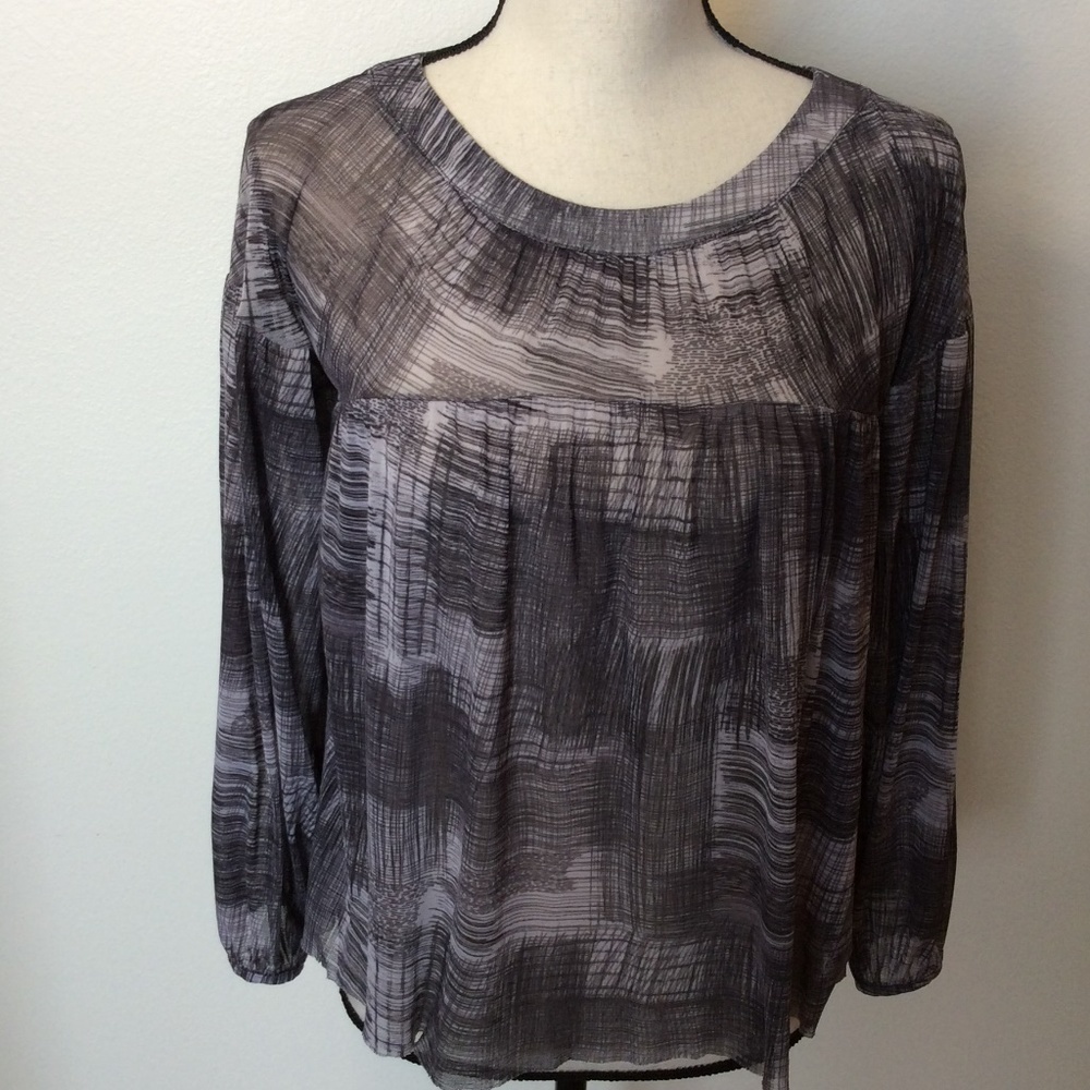 Weston Grey & White Sheer Hi-LowTop Sz-XS